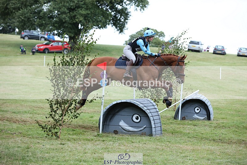 240825X-175441-38445 - 80cm XC 17.30 to End