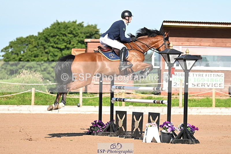 240719A-083349-09336 - Cls 18, 1 Star Gold Tour 1.35m