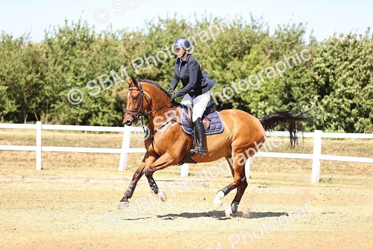 SBM_015125 - Class 16 - Senior foxhunter - 1.20m Open
