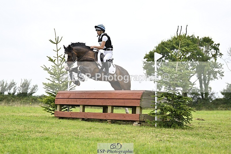 240831A-141400-03574 - 253-Kelsey.Webber-YARTY.RIBBONS