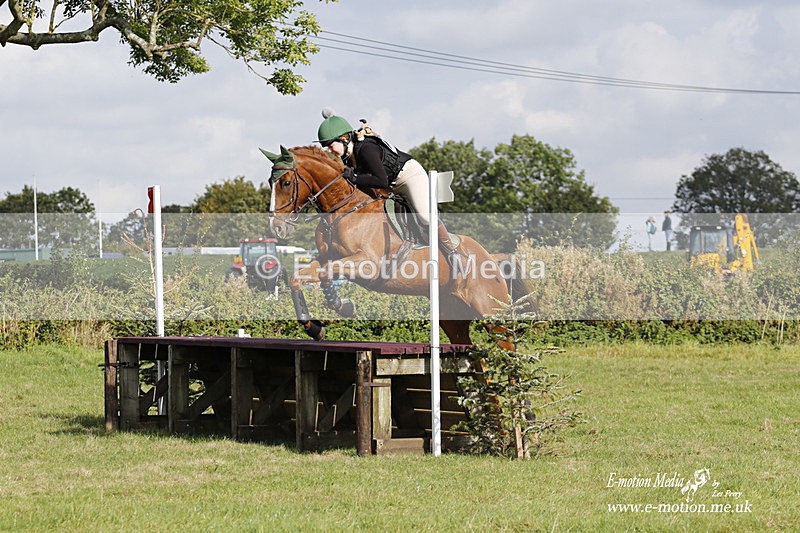  WWHT 171021 3140 - Intermediate (0.90m)  17/10/21