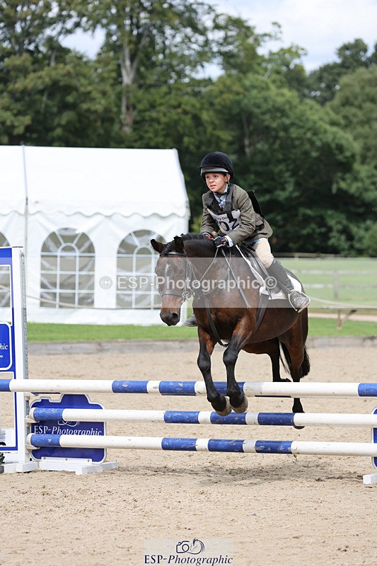 240823X-140720-18193 - 70cm R1 13.45 to 15.30