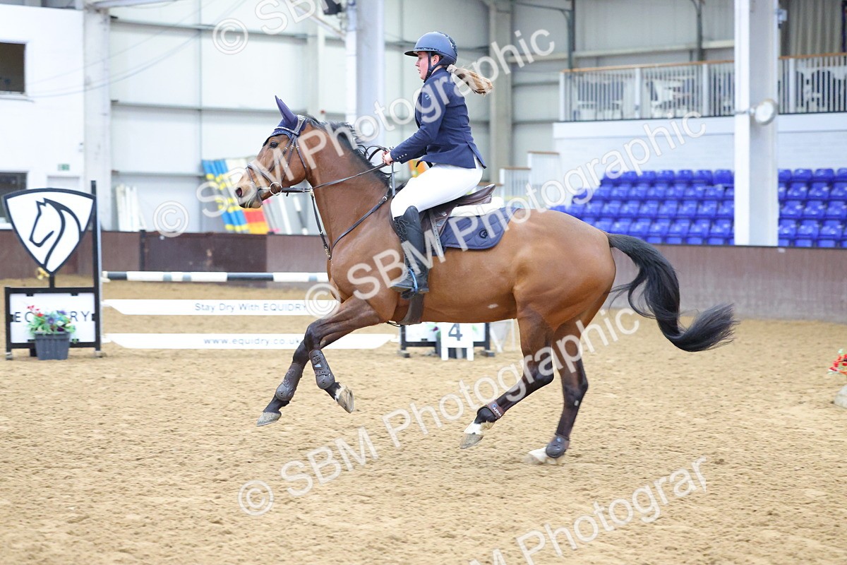 SBM_009747 - Class 20 - Senior British Novice/ 90cm Open - First Round (0.90m)
