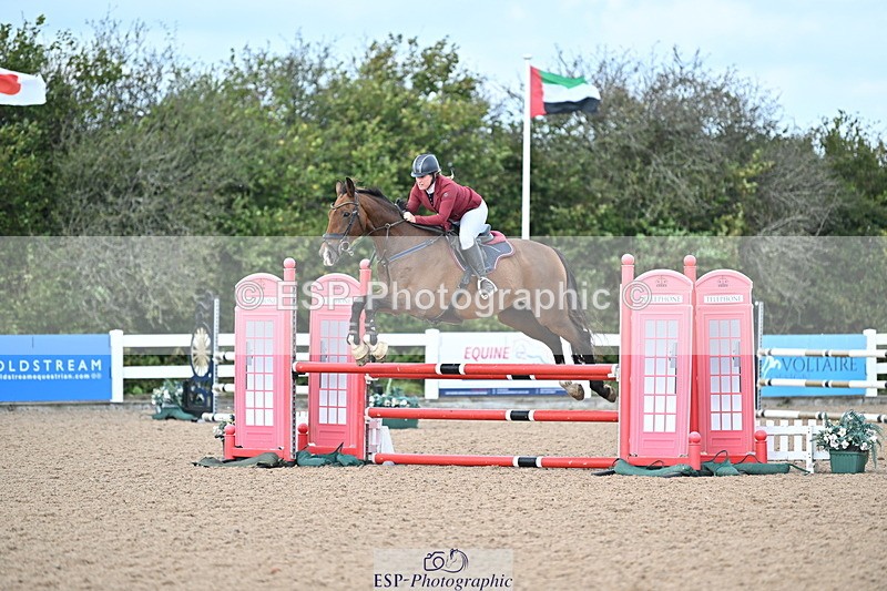 241005A-113417-03422 - SAT Cls 17 95cm Amateur Quali