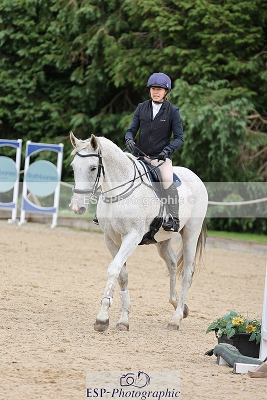 240711-124555-27288 - Cls 122 1.10m Amateur Quali