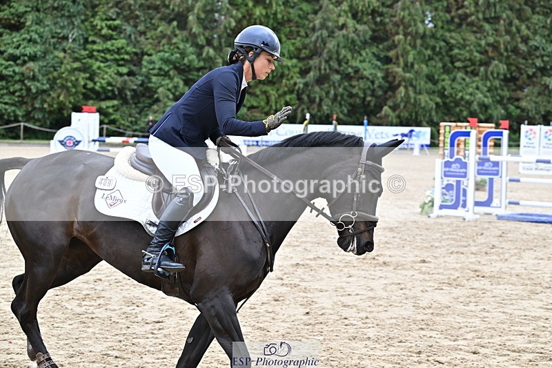 250524A-131238-11316 - D-409-Kirsty.Chabert-HERALDIKS.GIRL.OPPOSITION