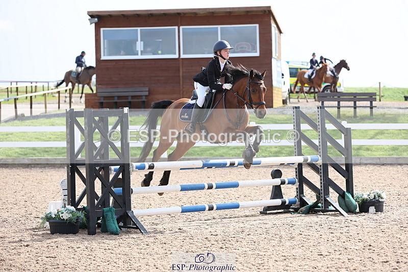 240406A-105500-02912 - Cls 20 British Novice and 90cm Open