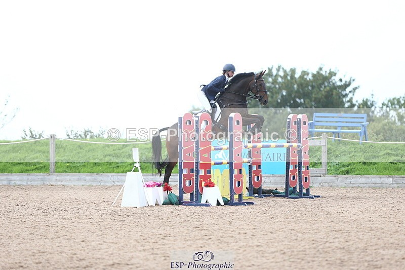 230812A-121200-08774 - Cls 32 Foxhunter