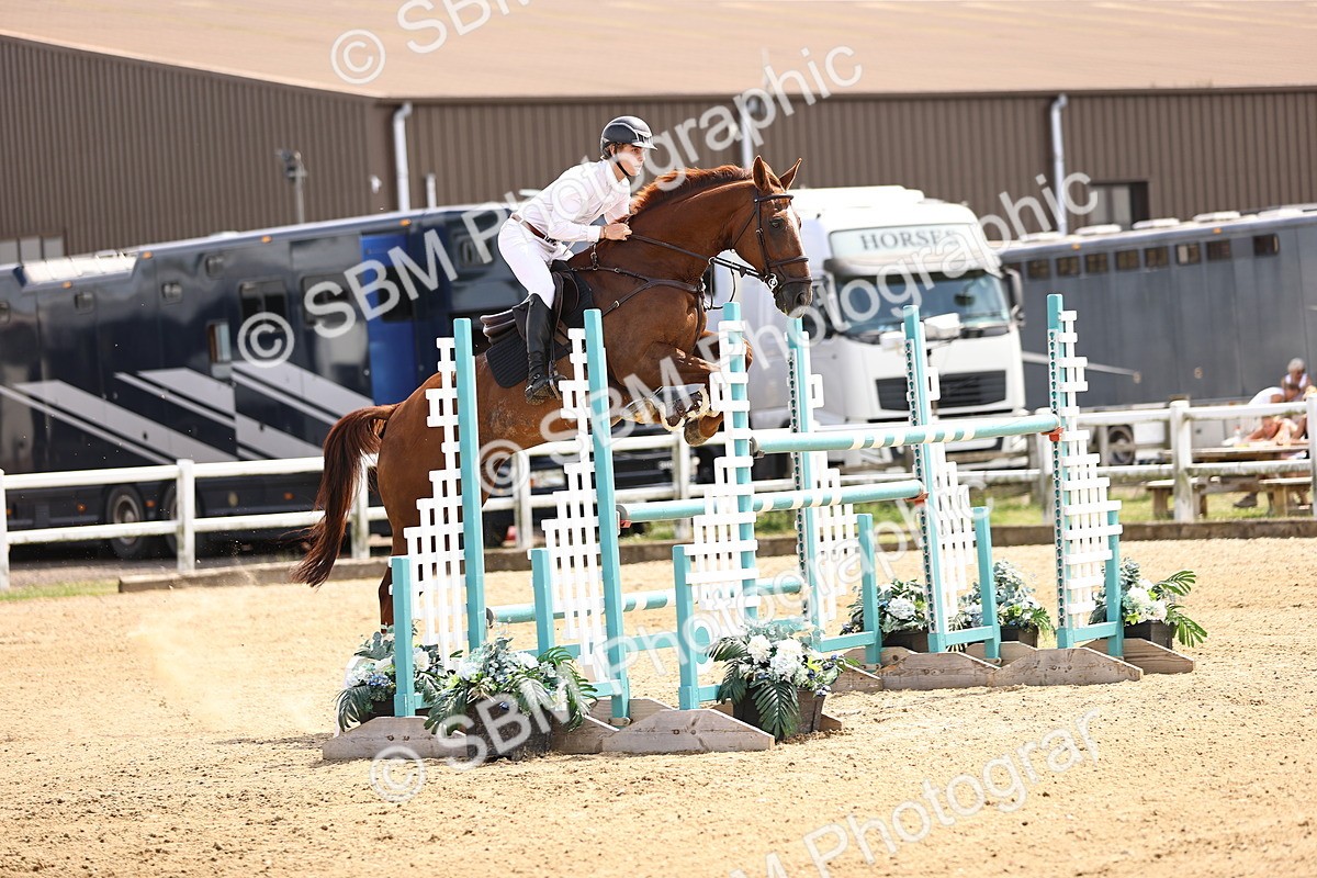 SBM_001932 - Class 16 - GFS Senior Newcomers 1.25m