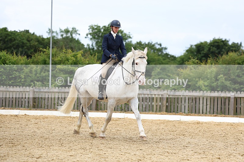 3E7A0480 - Class 5: Novice 1 2024 Section A