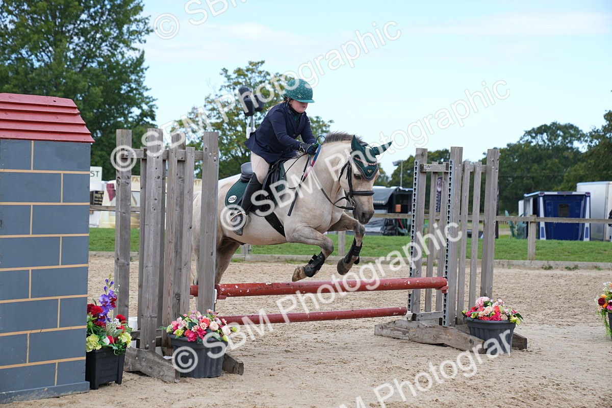 SBM_03393 - J55 - Clear Round 60cm