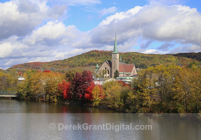 Église Notre-Dame-des-Sept-Douleurs  Edmundston NB Canada - Churches of New Brunswick