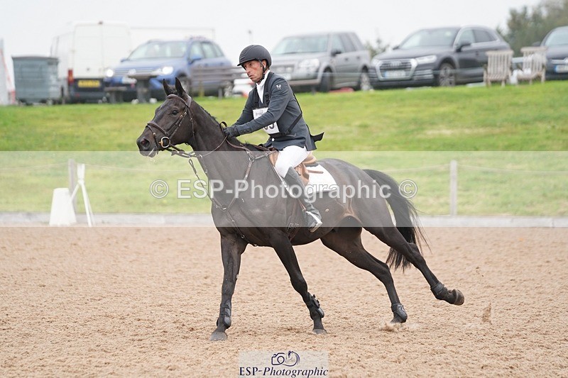 240901A-104728-06432 - 409-Tim.Price-JUST.SPOTLESS