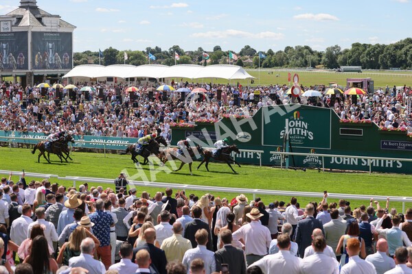 yr09072022r1-34 - Race 1 1.45pm John Smith's Racing Stakes