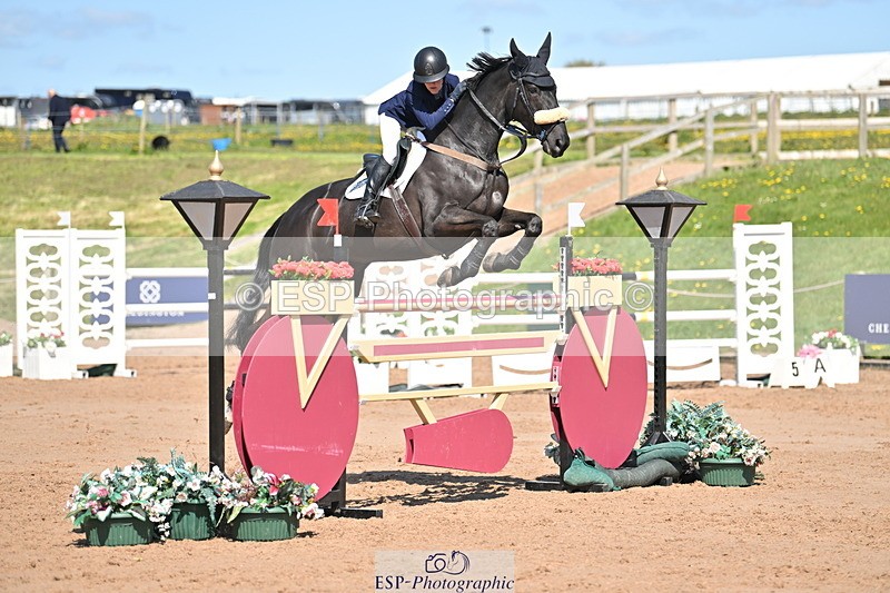 240420A-143208-11783 - Cls 7, 2 Star Medium Tour 1.35m