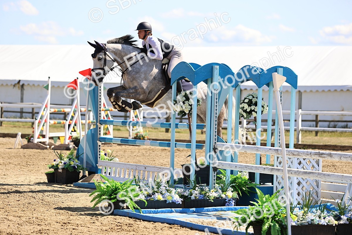 SBM_015338 - Class 16 - Senior foxhunter - 1.20m Open