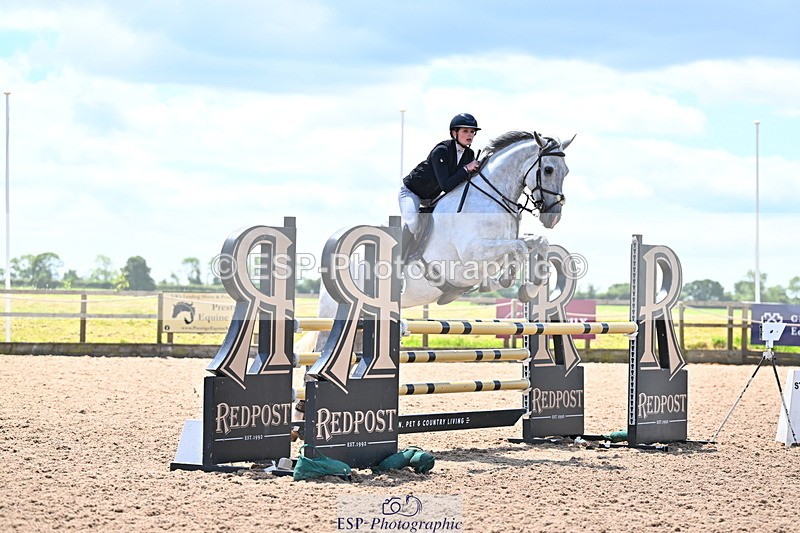 240608A-130446-02467 - Cls 4 Snr Newcomers and 1.10m Open