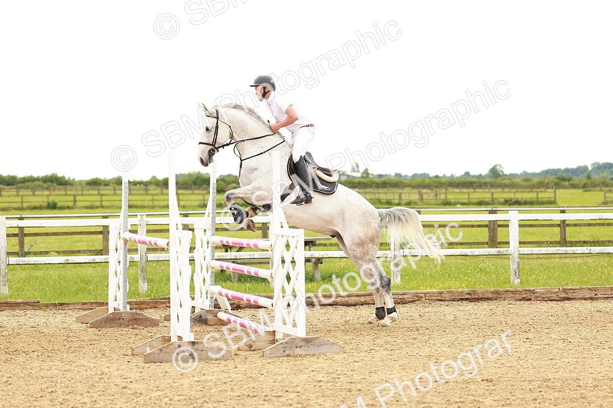 SBM_002079 - Class 4 - Senior Newcomers - 1.10m