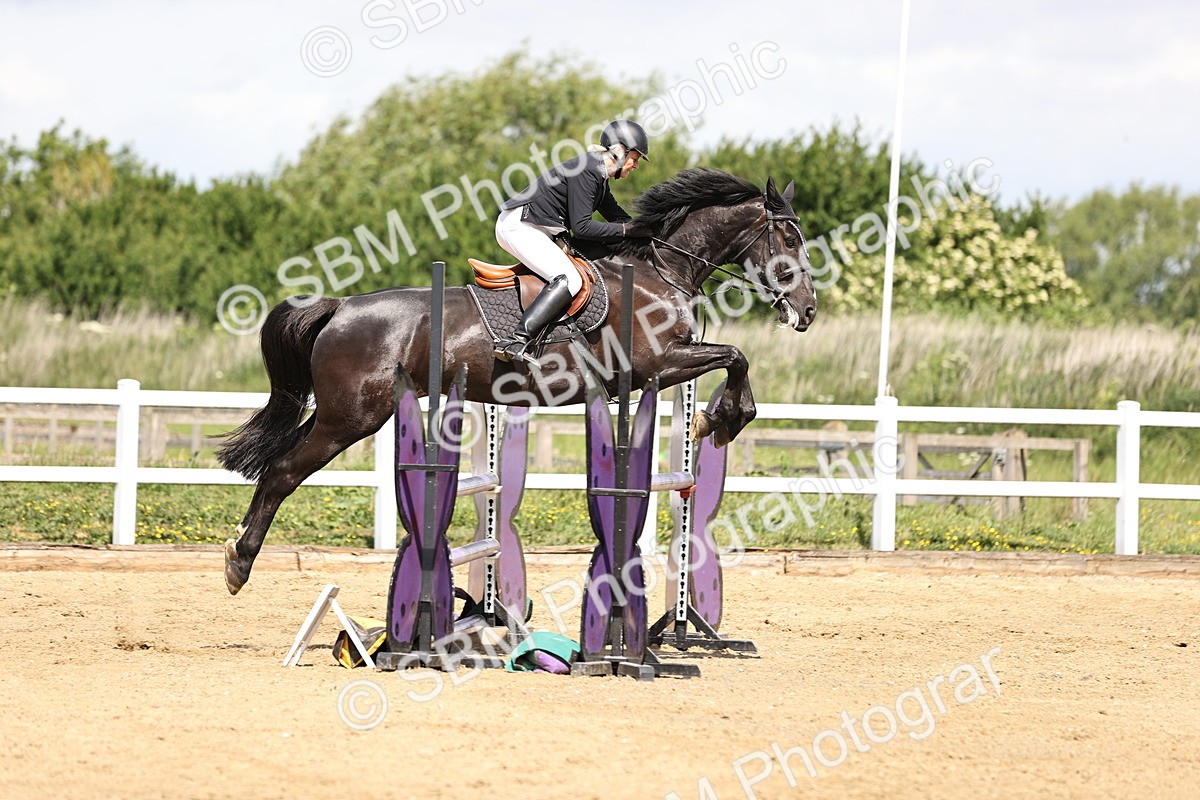 SBM_002353 - Class 9 - Senior British Novice - 90cm