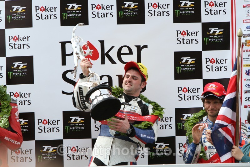 TT148637 - Senior TT Podium