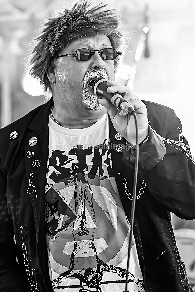 Sunday-437 - MINETY 2025