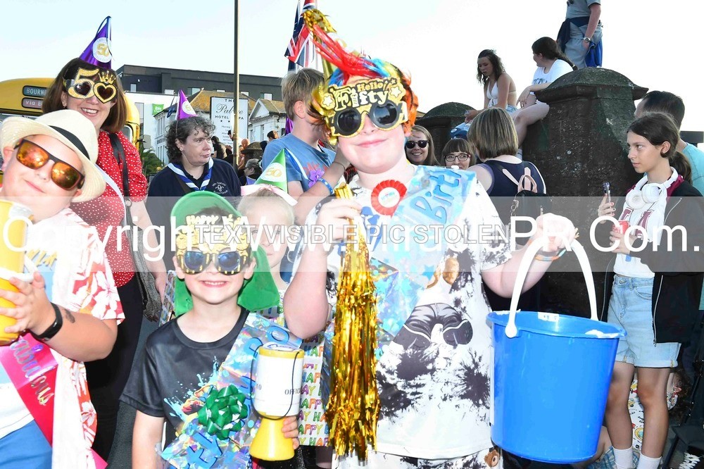 SH4_3577 - Carnival Procession.