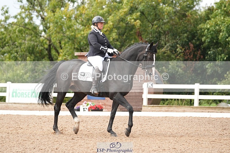 250907-155212-09673 - 057-Joanna.JohnsRockoko