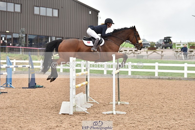 231011A-140932-00656 - Cls 5 Foxhunter & 1.20m Open