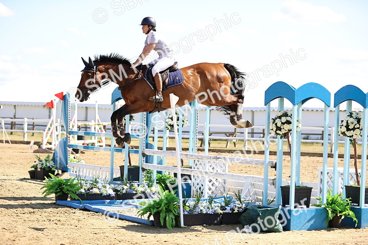 SBM_015598 - Class 16 - Senior foxhunter - 1.20m Open