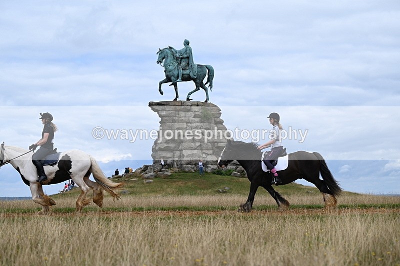 DSC_6673 - Time at Statue 12:45 to 13:15