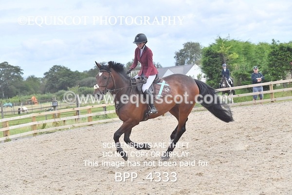 BPP_4333 - CLASS 12 SUN Senior British Novice/ 90cm Open