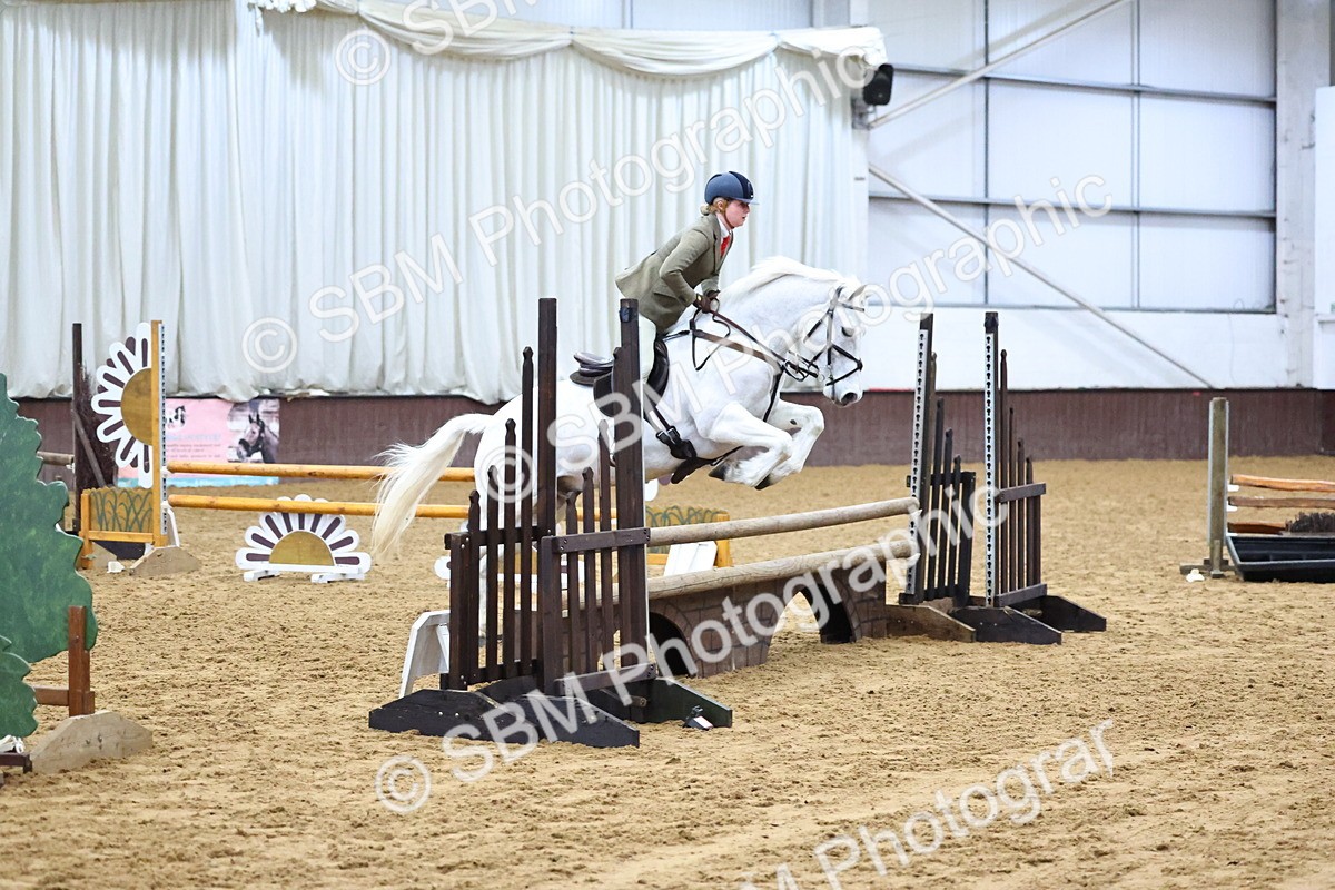 SBM_003654 - Class 37 - 80cm Training Stakes