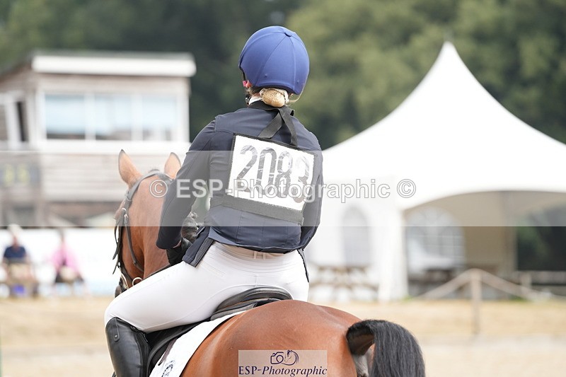 250824A-120107-35787 - 2083-Lauren.Dawson-Bay.Bui.Shadow