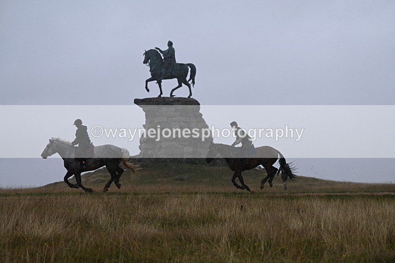 DSC_3128 - Time at Statue 12:59 to 13:49