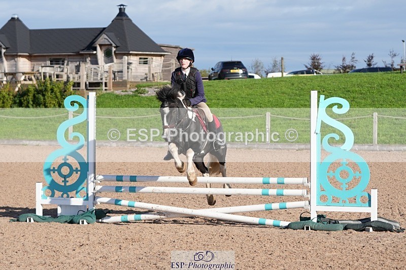 250921-093544-01998 - Cls 2 Pony Intro 70cm