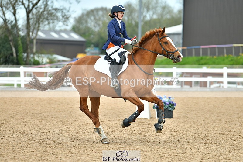 230504A-132006-01858 - Cls 4 95cm Amateur Quali