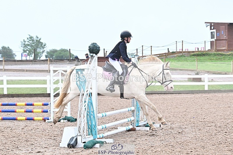 250527-161007-00169 - Clear Round and60cm