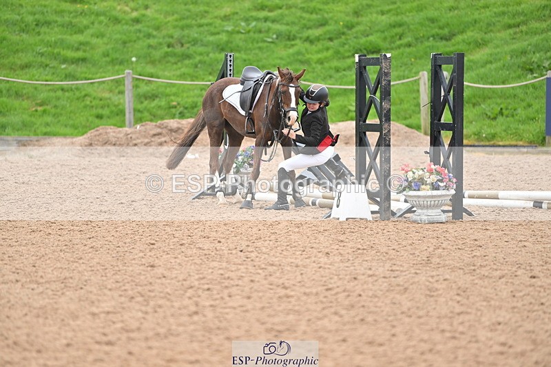 240505A-091200-03444 - Cls 1 Pony Intro 70cm