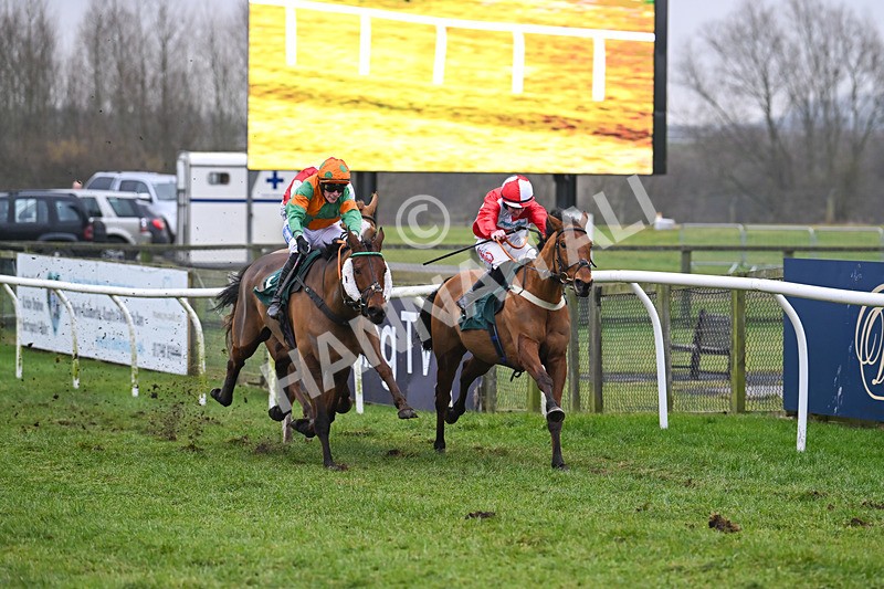 310125-Race 2-Valence dAumont-5290 - Race 2