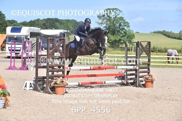 BPP_4556 - CLASS 3 Senior British Novice/ 90cm Open