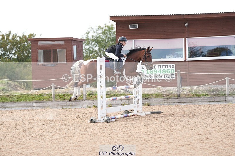 260926-133808-00394 - Cls 8&9 Pony Newc & Foxhunter