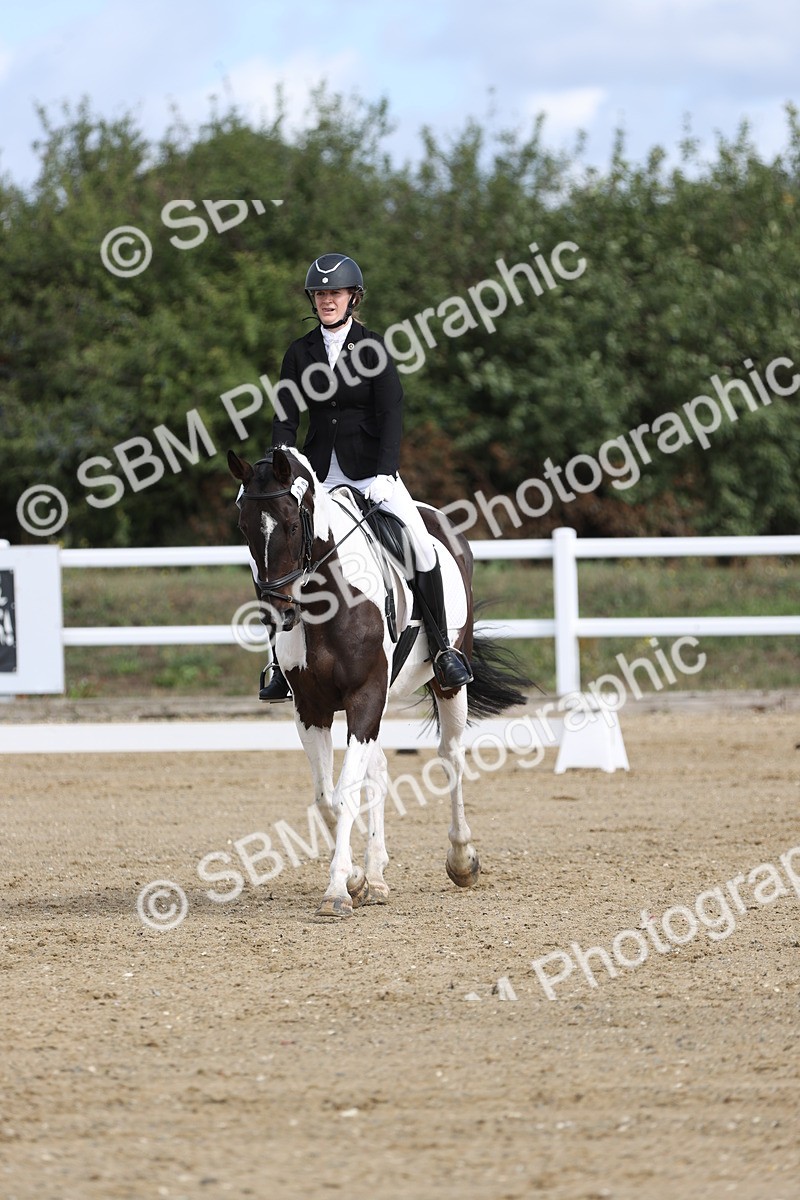 SBM_001384 - Class 2 - Intro 4 Champs - 10.56-11.44