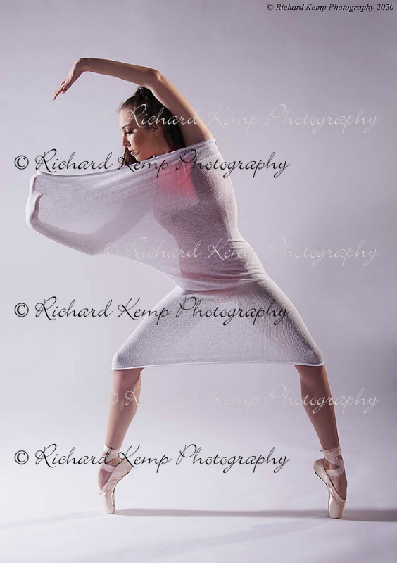 160220-1823w - Performance