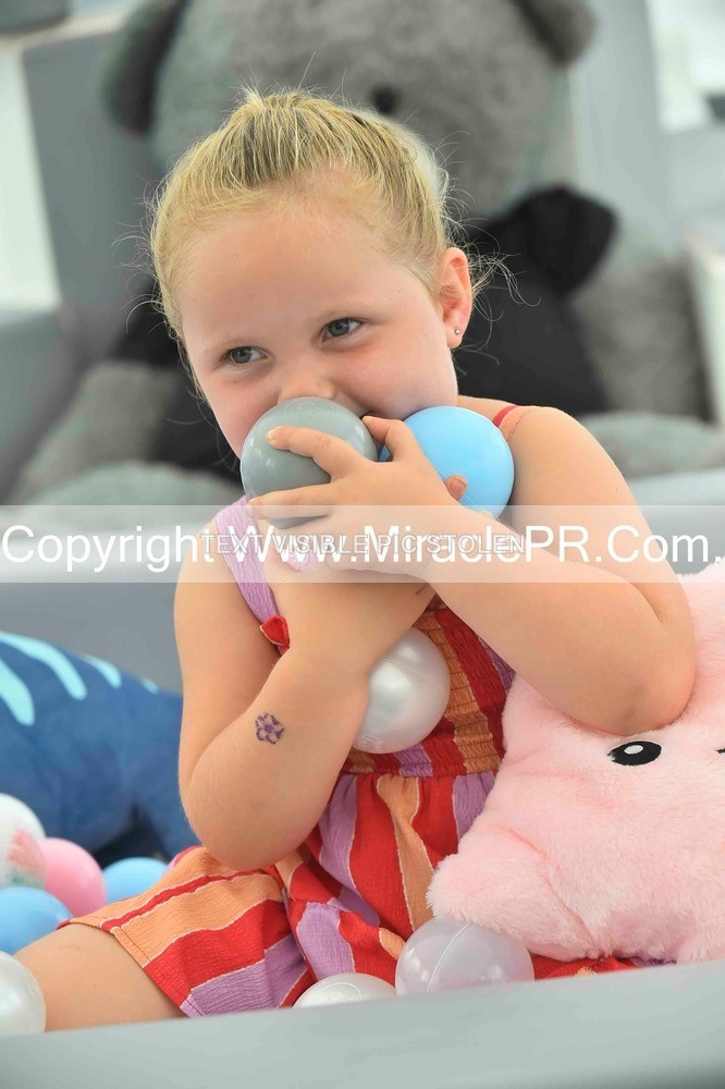 SH4_2259 - Bonny baby competition.