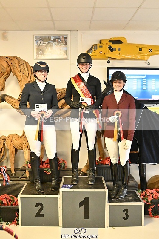 250216-125715-05526 - FS Adv Medium Gold Presentations