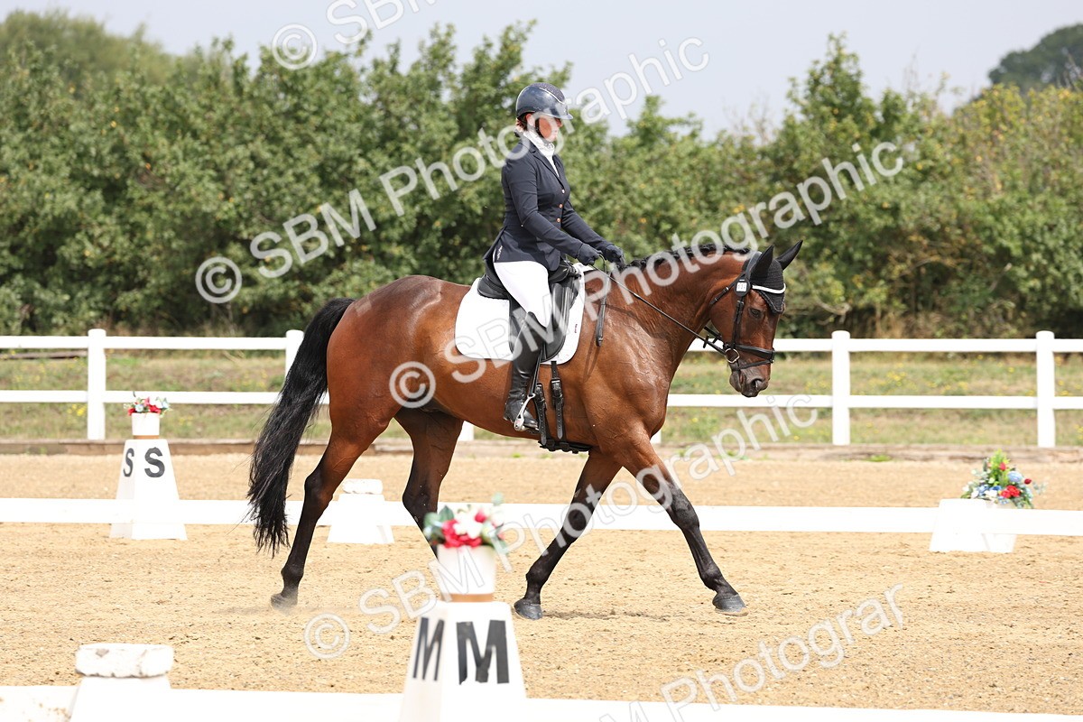 SBM_006229 - Class 6 - novice 6 - 11.50-12.46