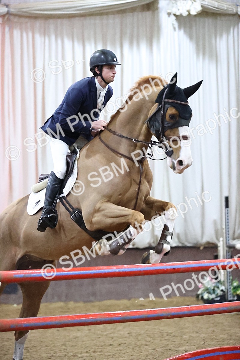 SBM_010118 - Class 25 - Equestrian Senior Foxhunter 1.20m