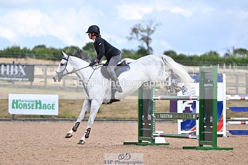 260819-143931-01173 - Cls 6 Foxhunter and 1.20m