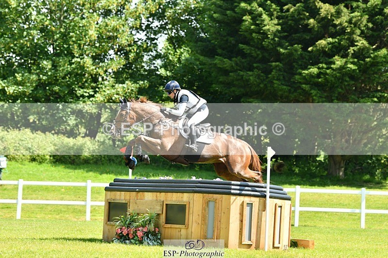 230528-105607-16793 - 401-BLING-Laura_Collett-XC