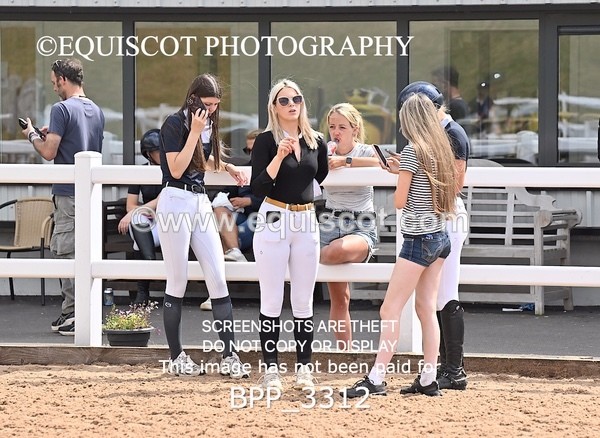 BPP_3312 - FRI CLASS 19 Junior 1.20 Open /Inc 148 Restricted Open **Viewing/Selection class for 148 teams**